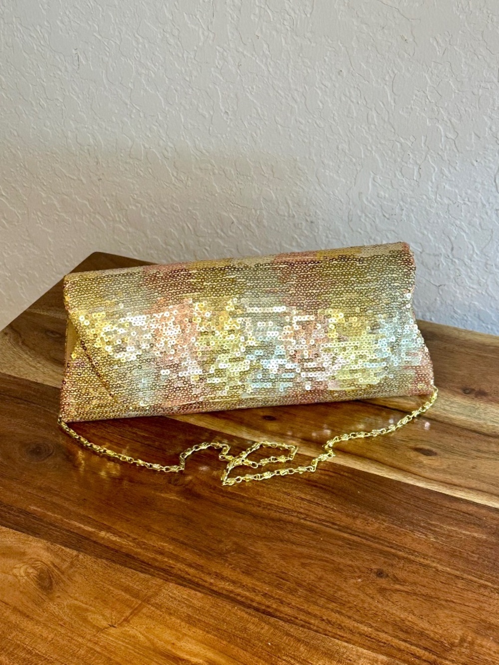Jessica McClintock Gold Sequin Small Evening Bag - Picture 3 of 10